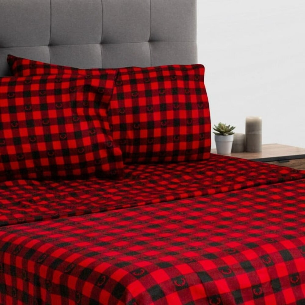New 4 PC Buffalo Plaid with Antler Motifs Deep Pocket KING 100% Polyester Sheets